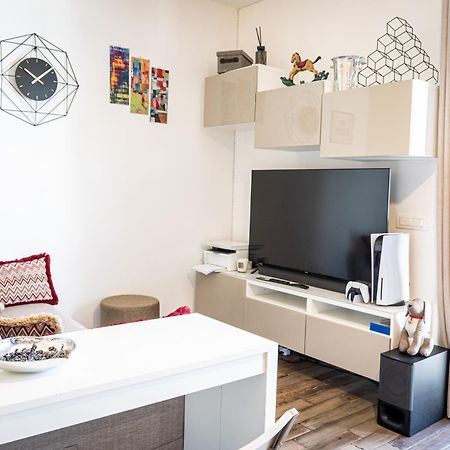 Mrb Real Estate - Maison Ludovica - Monolocale Moderno Con Giardino Frattocchie Екстериор снимка